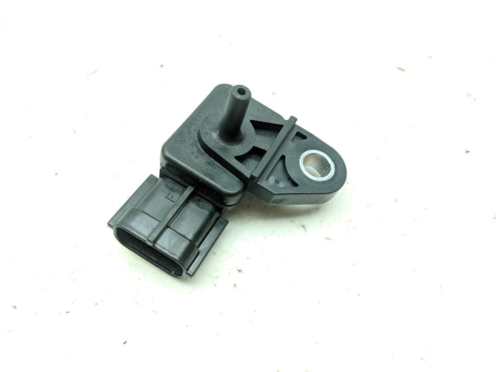 07 Kawasaki VN1600 Vulcan Mean Streak Mass Air Flow Sensor MAP MAF (A)