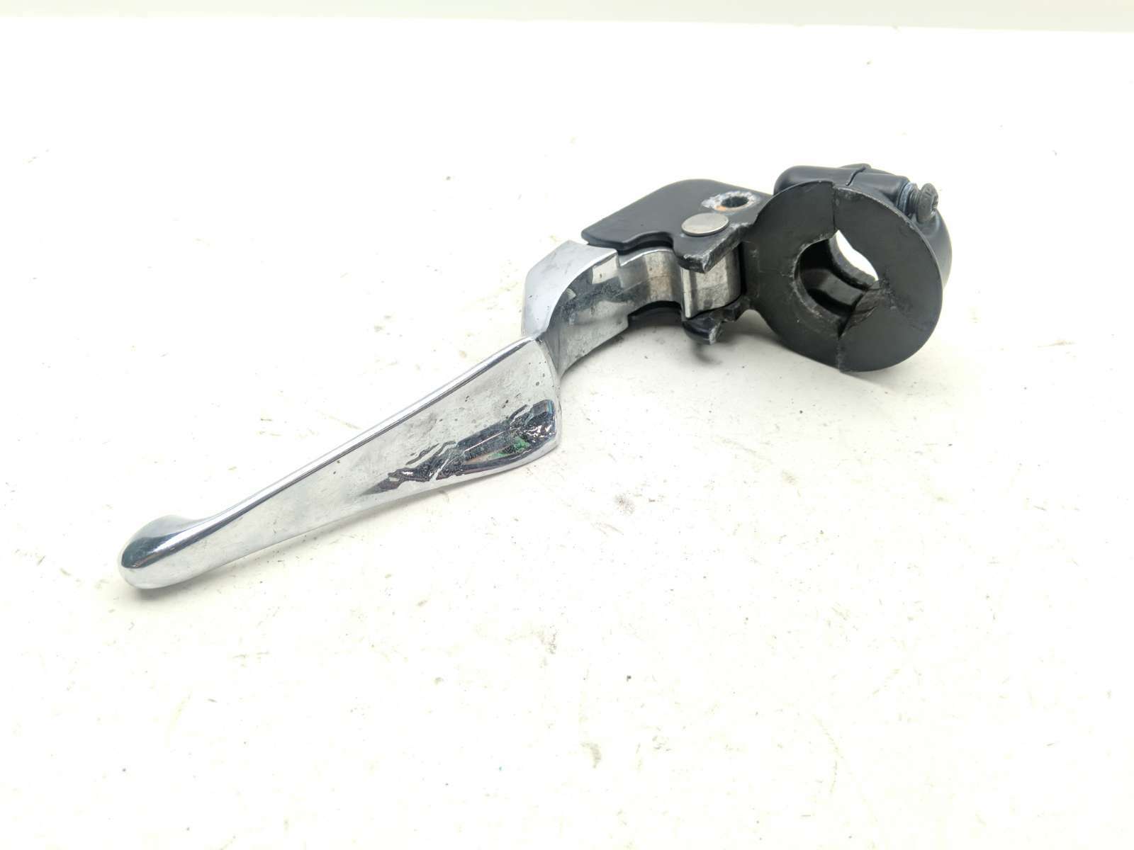 08 Harley FXD Dyna Super Glide Clutch Lever Mount Perch