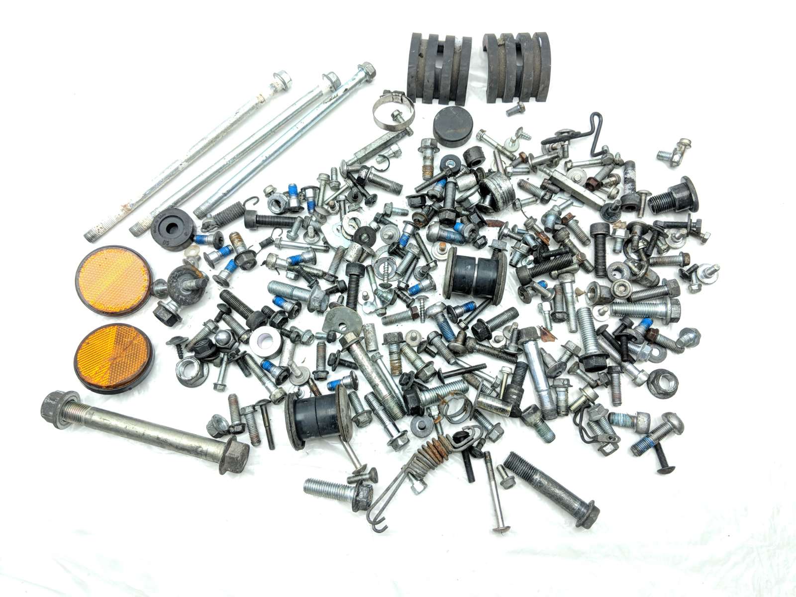 09 Suzuki VZ1500 Boulevard 1500 Miscellaneous Parts Hardware Bolt Kit