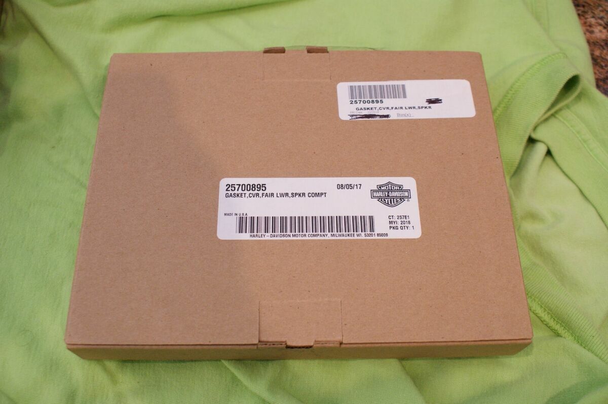 NEW Genuine OEM Harley Davidson Gasket Cover Faring lower Speaker Comp 25700895