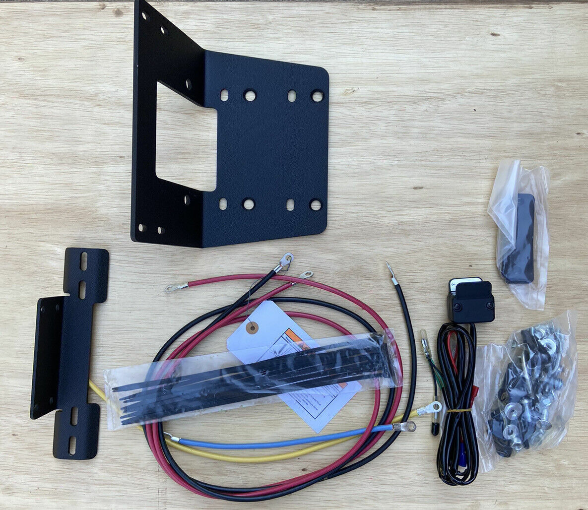 NOS Yamaha Warn Winch Mounting Kit 2005-2008 ATV Grizzly 400 450 ABA-17S69-40-08