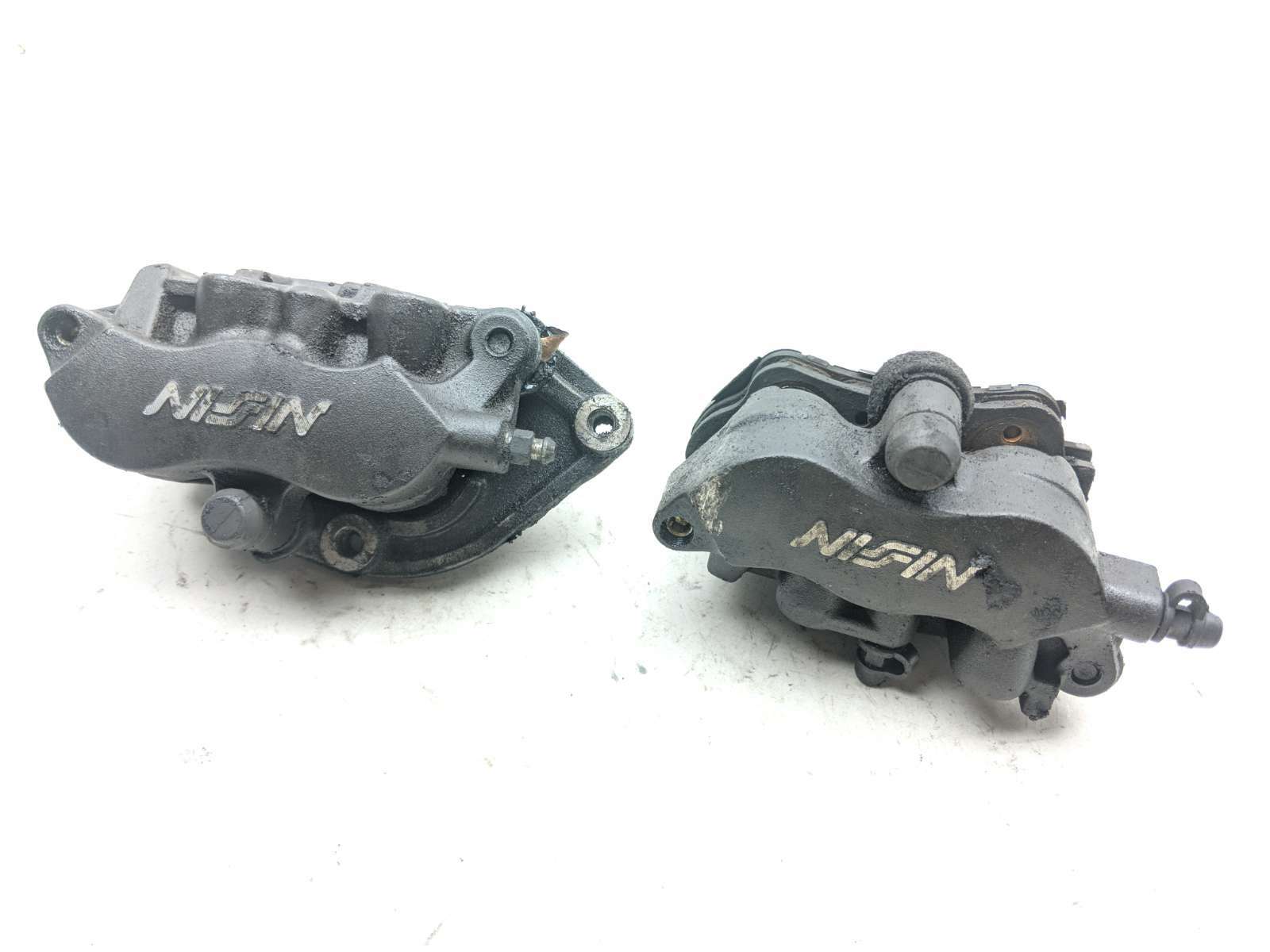 04 Honda VFR 800 Interceptor NISSIN Front Brake Calipers