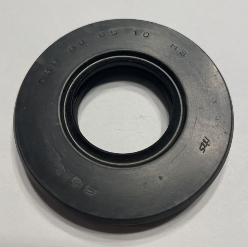 Genuine Honda 91204-805-003 Seal