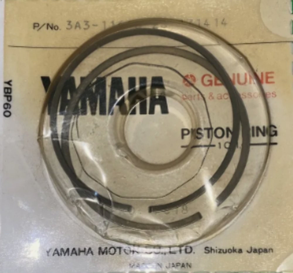 YAMAHA OEM NOS DT 100 1981-1983 0.5mm Oversized Piston Rings 3A3-11610-20