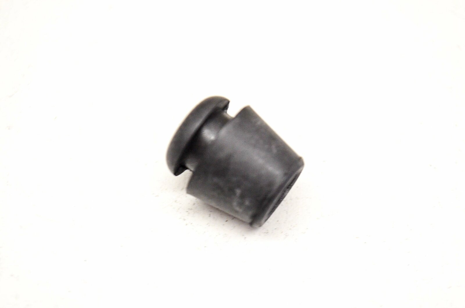 ？ Honda 50355-434-000 RUBBER C, STOPPER QTY 1 - Sun Coast