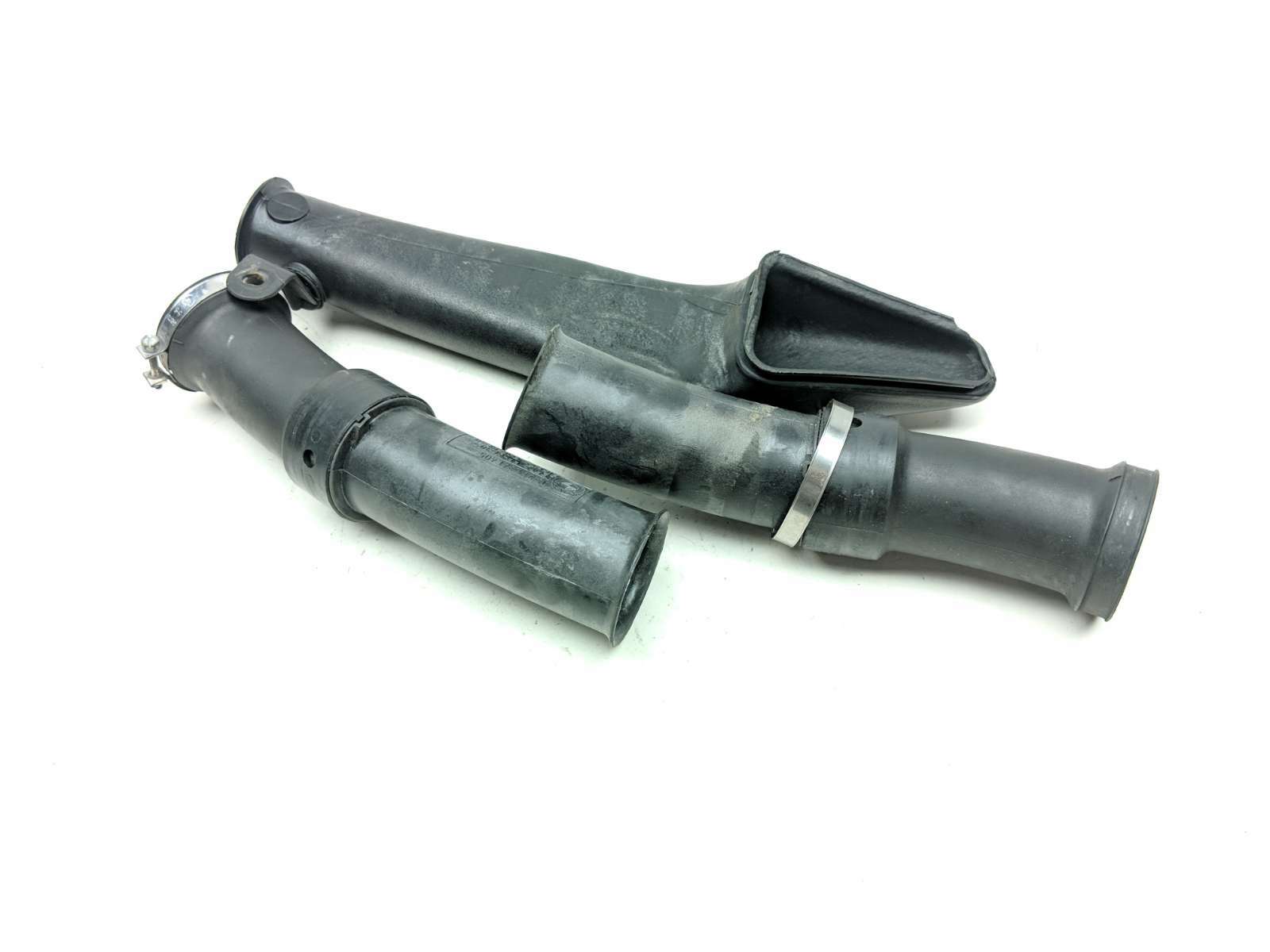 02 BMW R1150GS R1150 GS Air Intake Tube Ducts