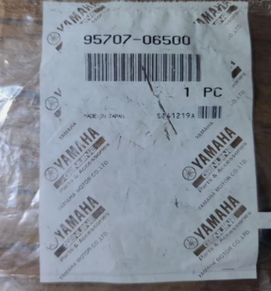 Yamaha 95707-06500 Flange Nut Genuine OEM New