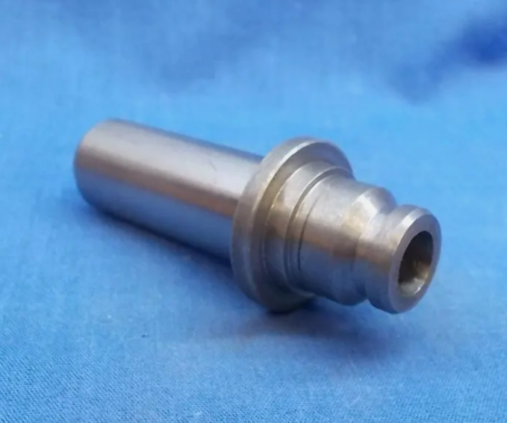Yamaha 341-11134-11-00 OEM Exhaust Valve Guide o/s. XS1 XS2 TX650/750 XS650