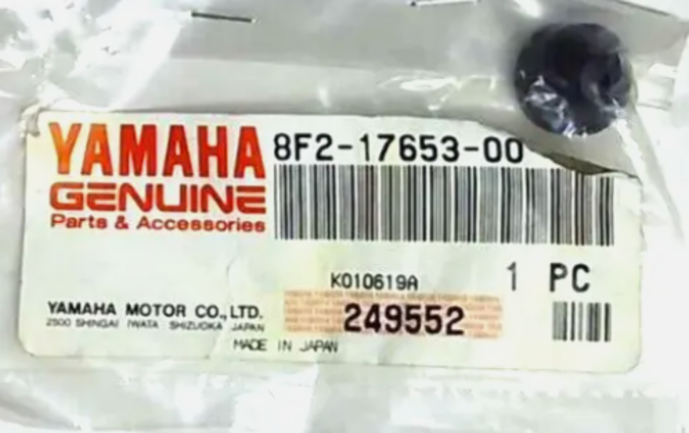 ボブ 1976-1985 Yamaha Snowmobile Primary Sheave Slider NOS 8F2-17653-00