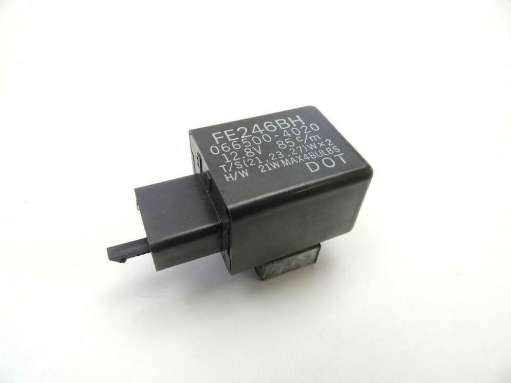 3GM-83350-01 NOS Yamaha Flasher Relay Assembly FZS1000 XJ600S XV250 Y901o
