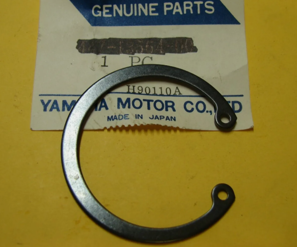 NOS GENUINE Yamaha Circlip R Type TL433 EX440 GP643 SW433 93420-44029 QTY 2