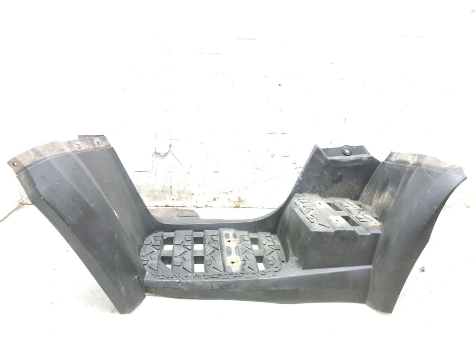 12 Can Am Outlander 800R X-MR Left Floorboard Footwell Rest Cover