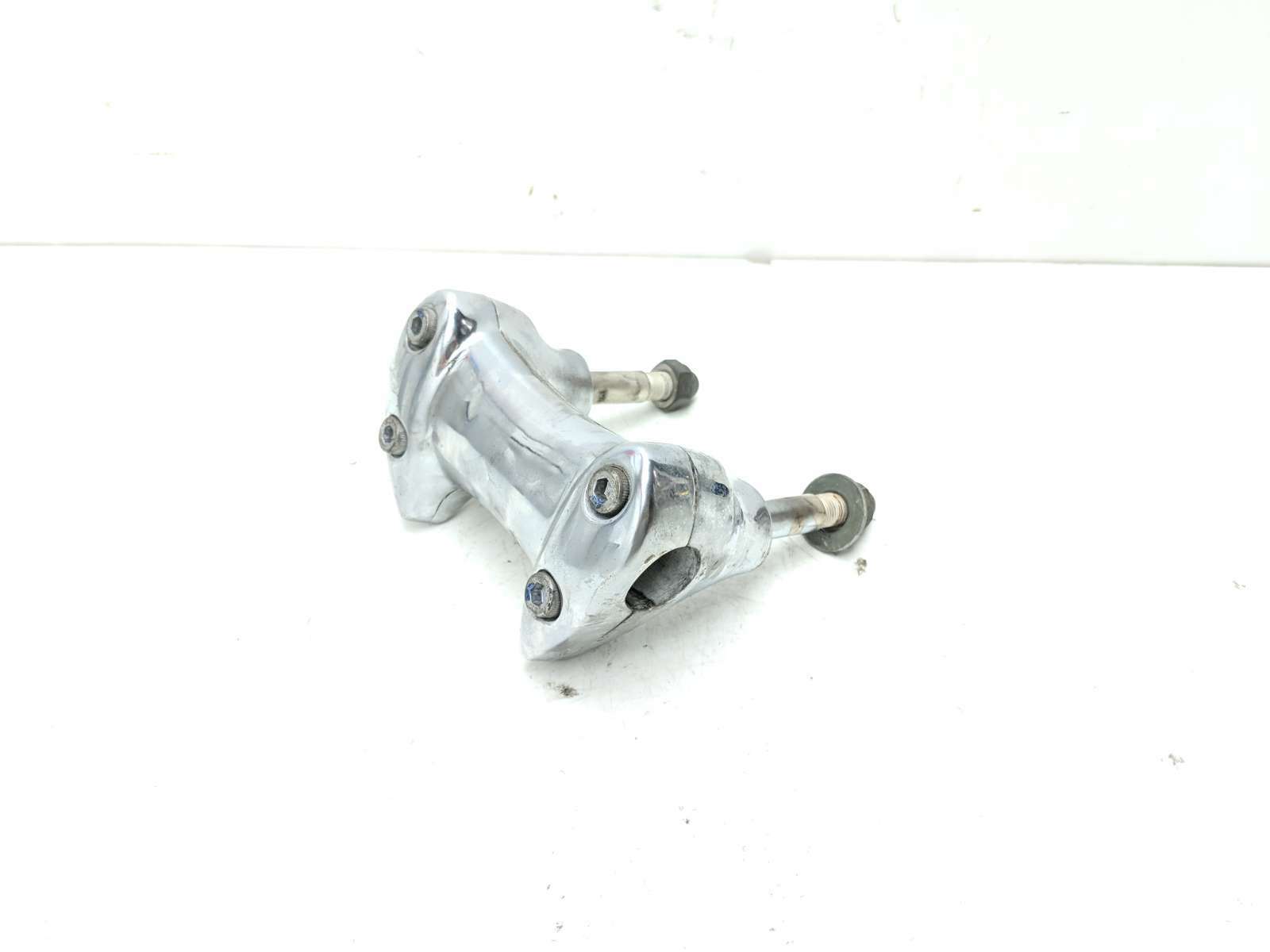 08 Yamaha V Star XVS 1100 Classic Handlebar Risers Clamps