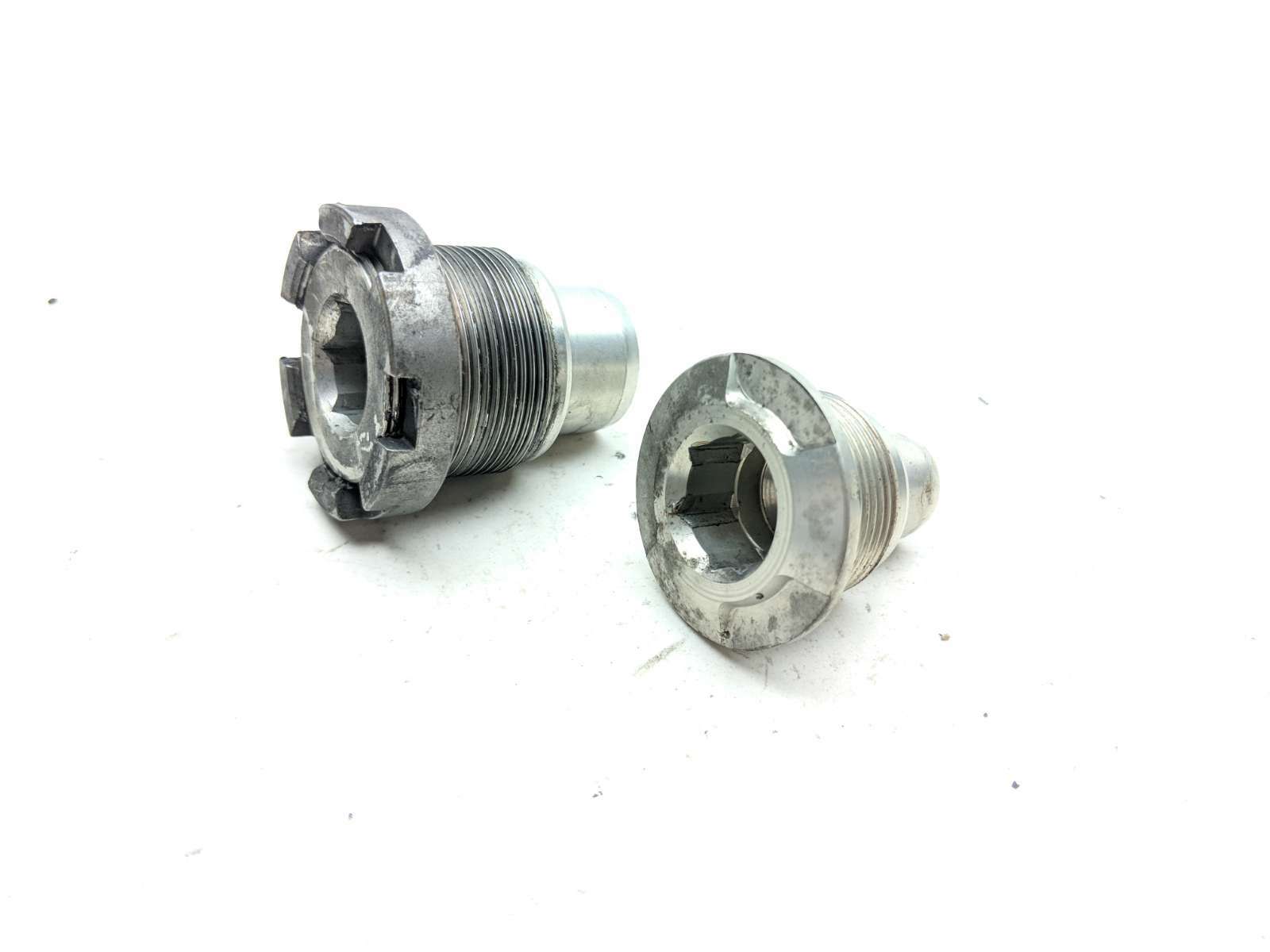 12 Triumph Tiger Explorer XC Final Drive Pivot Bolt