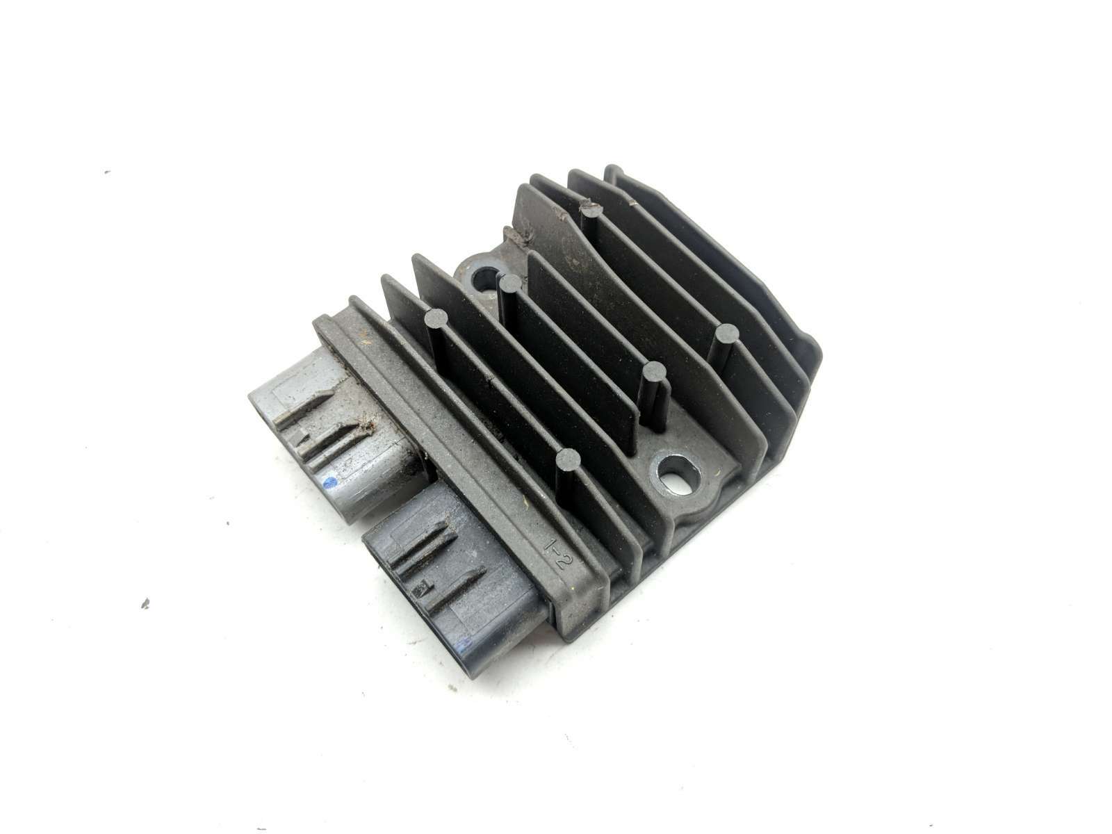 12 Yamaha XVS950 VStar 950 Voltage Regulator Rectifier