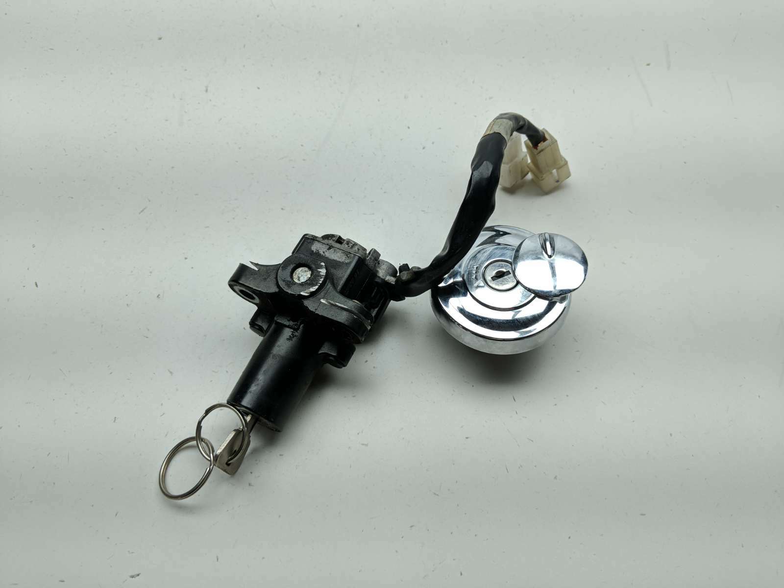 12 Yamaha XVS950 VStar 950 Lock Set Ignition Switch Cap And Key