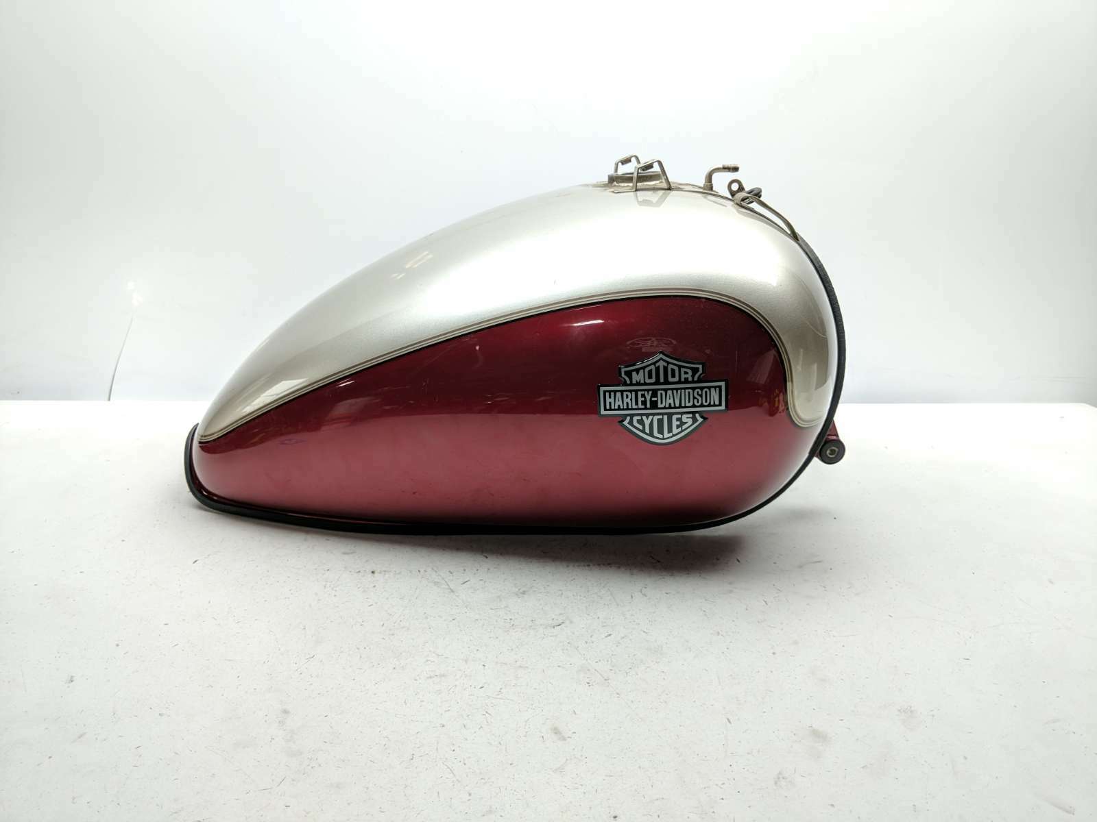 03 Yamaha Royal Star Venture XVZ1300 Gas Fuel Tank Petrol Reservoir