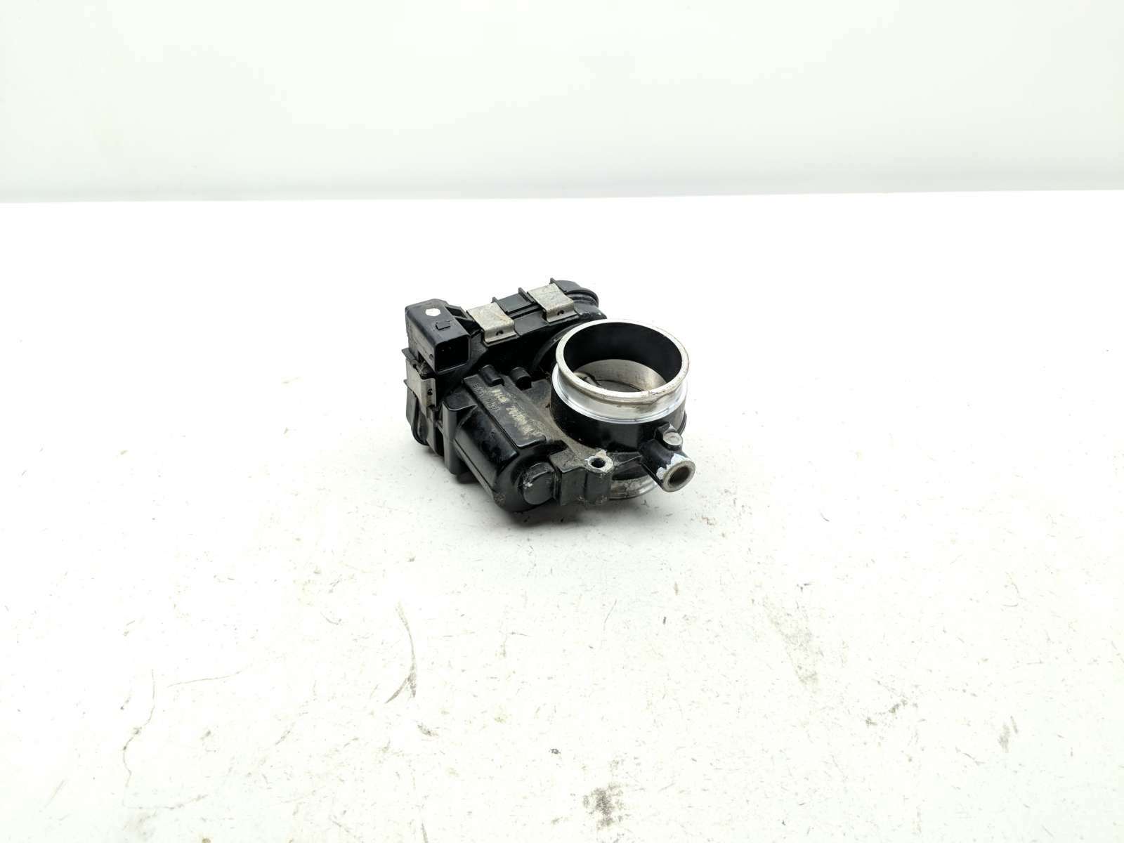 14 BMW R1200GS Throttle Body Housing Assembly