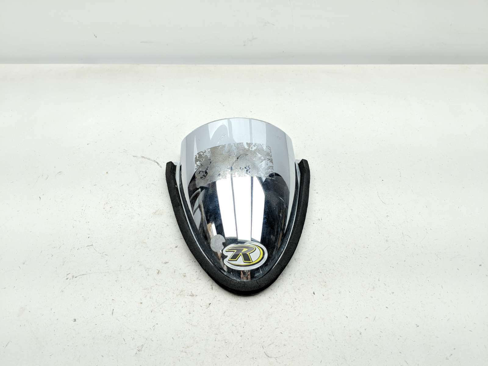 09 Suzuki Boulevard M90 Intruder VZ 1500 Front Upper Headlight Trim 341-40H1