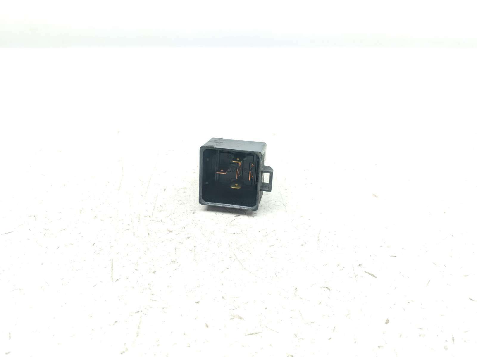 08 Victory Vision Relay TRSH RO $4.37