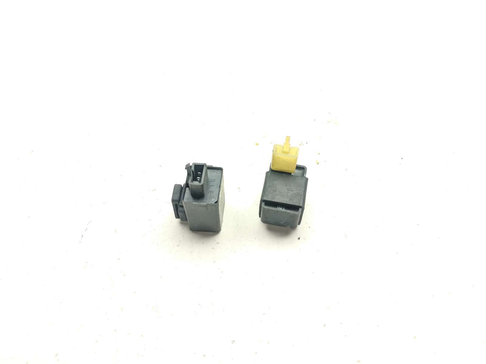 00 Honda VT750CD Shadow ACE Relays G8B-201-01