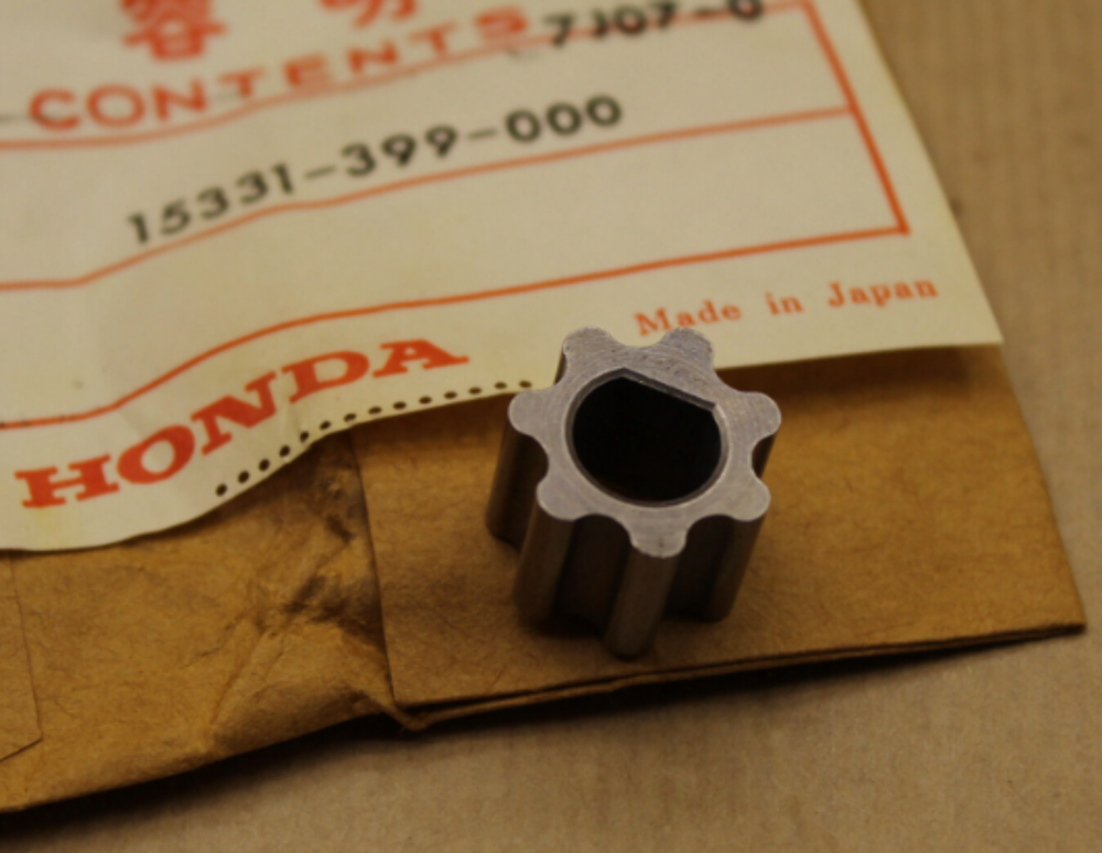 NOS Honda OEM Oil Pump Rotor 80-85 CB125 80-84 CD200 83-89 CT125 15331-399-000
