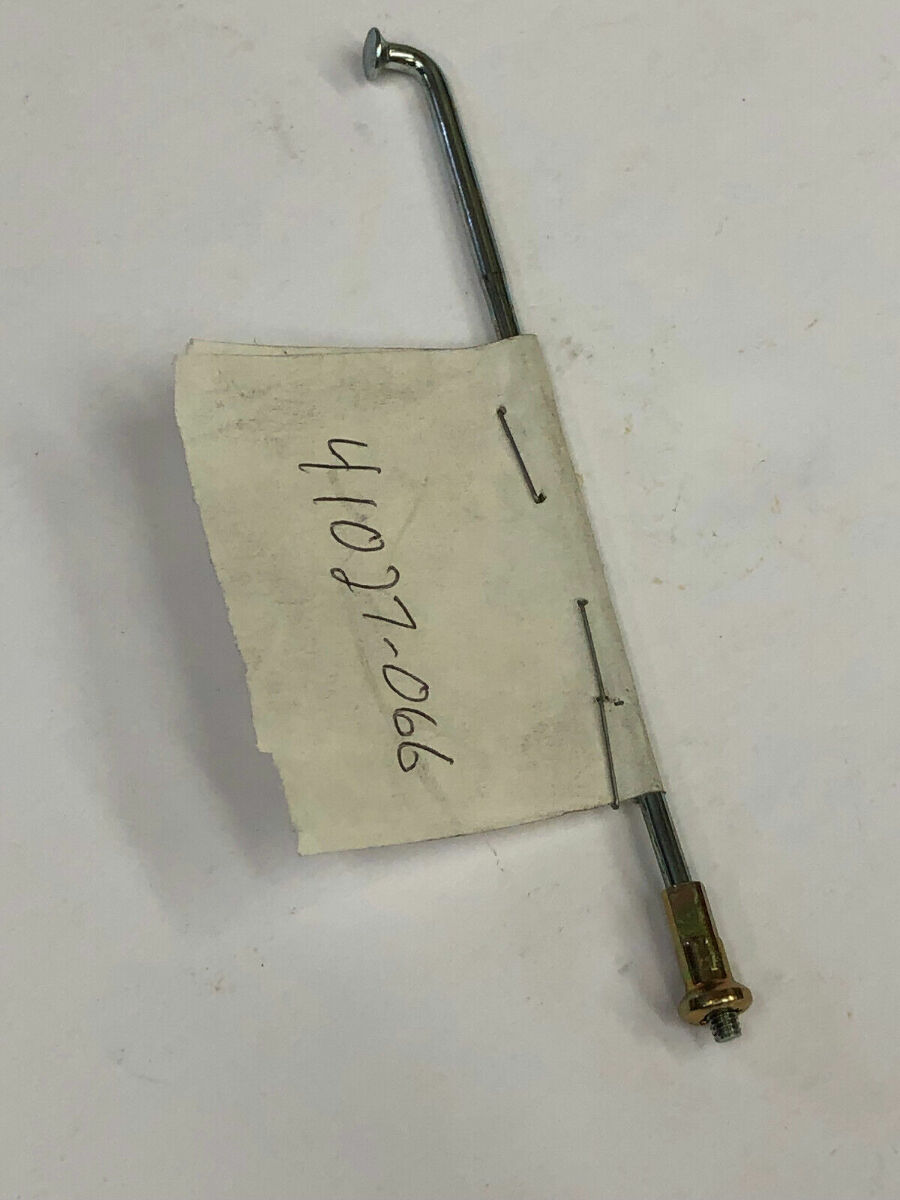 NOS Kawasaki KD100 KD80 KM100 MC1 Rear Wheel Inner Spoke Nipple 41027-066 QTY 2