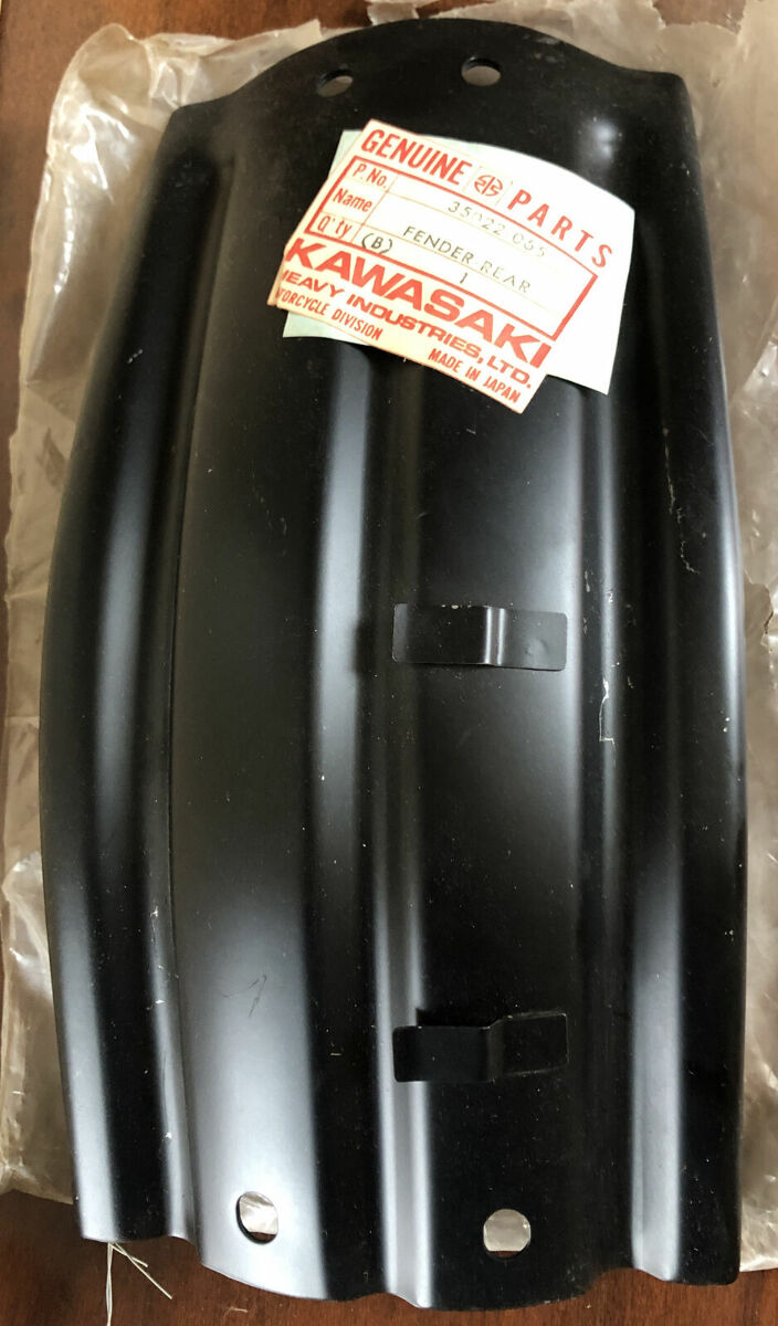 1972-75 Kawasaki G5 & 1976-81 KE100 Rear Fender 35022-065 NOS NIB