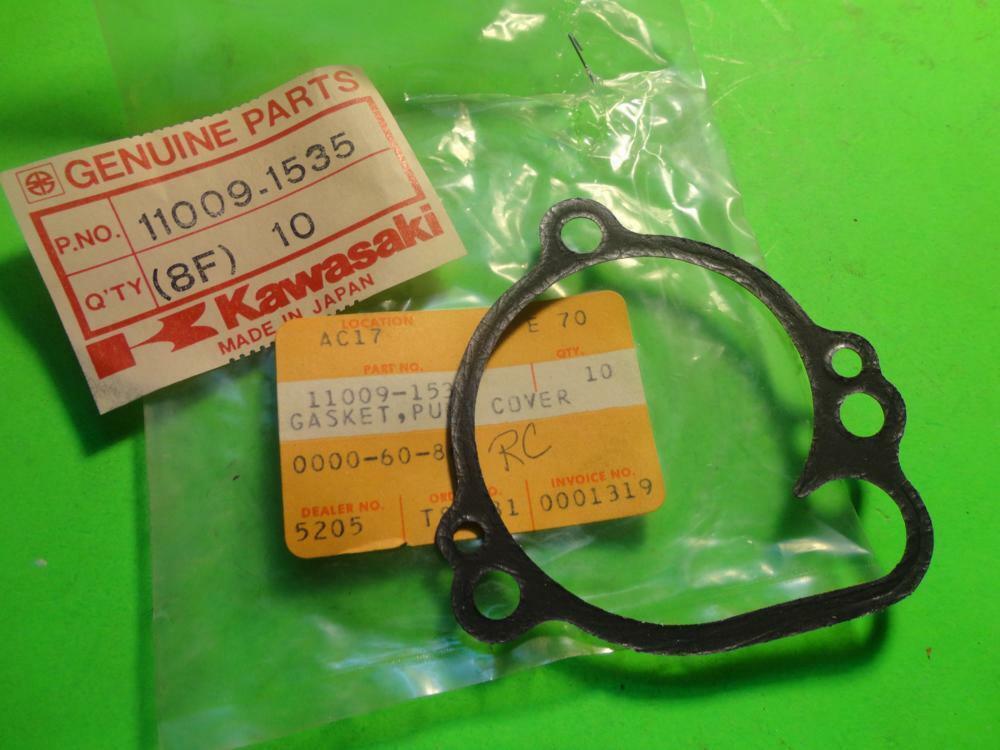 1988-1989 Kawasaki KX80G 11009-1535 Pump Cover Gasket