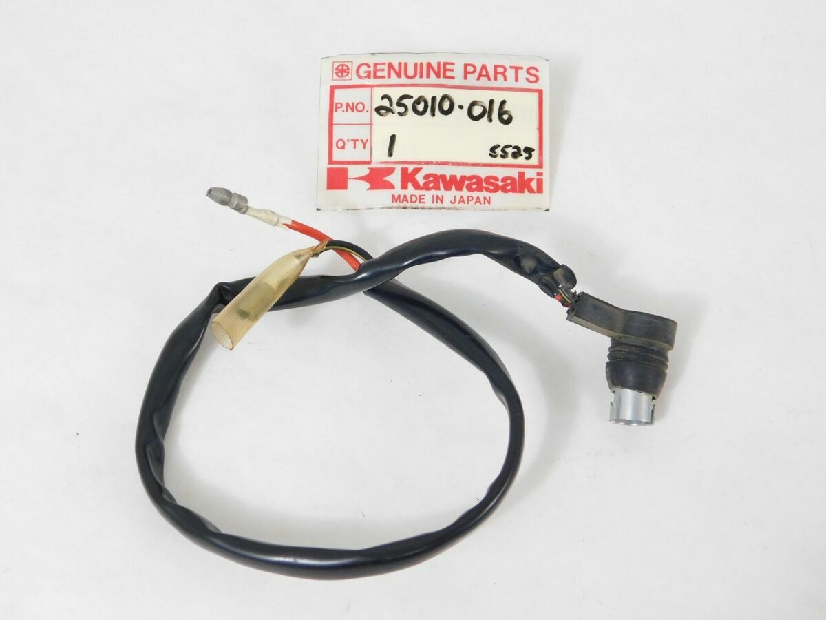 NOS Genuine 1973-1975 Kawasaki 250 F11 Factory Meter Socket OEM 25010-016 NEW