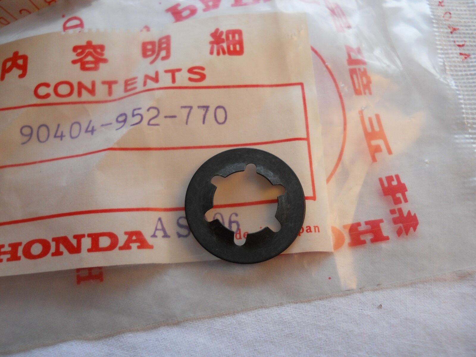 NOS Genuine Honda Special Washer 12mm HR21 HR21K1 Lawn Mower 90404-952-770