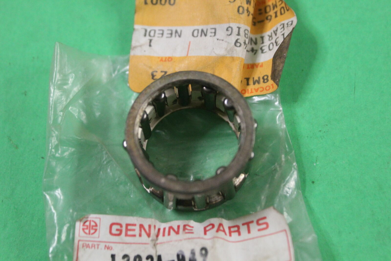 NOS OEM KAWASAKI Big End Needle Bearing F11 JS KE KT KX KDX F11M JS300 13034-049