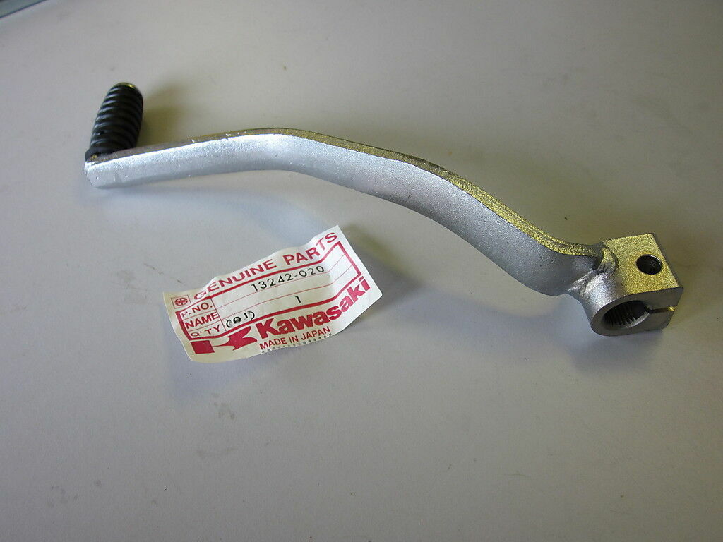 Kawasaki KZ200 Z 200 A1 A1A A2 1978 1979 78-79 Lever Assy 13242-020 NOS