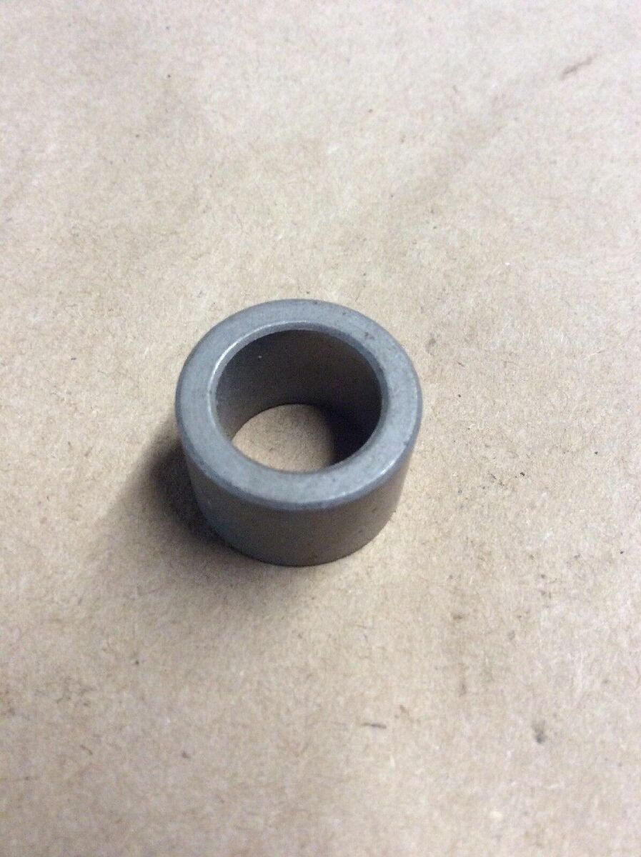 KAWASAKI KD80 KE100 KH100 KD175 F6 MACH IV ENGINE 5010 COLLAR OEM NOS 92027-121