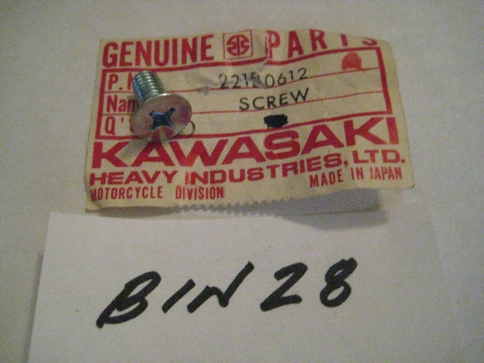 NOS Kawasaki Z1 H1 W1 W2 BN F3 F4 KH KL KX KZ KSF VN Screw 6x12 OEM 221B0612