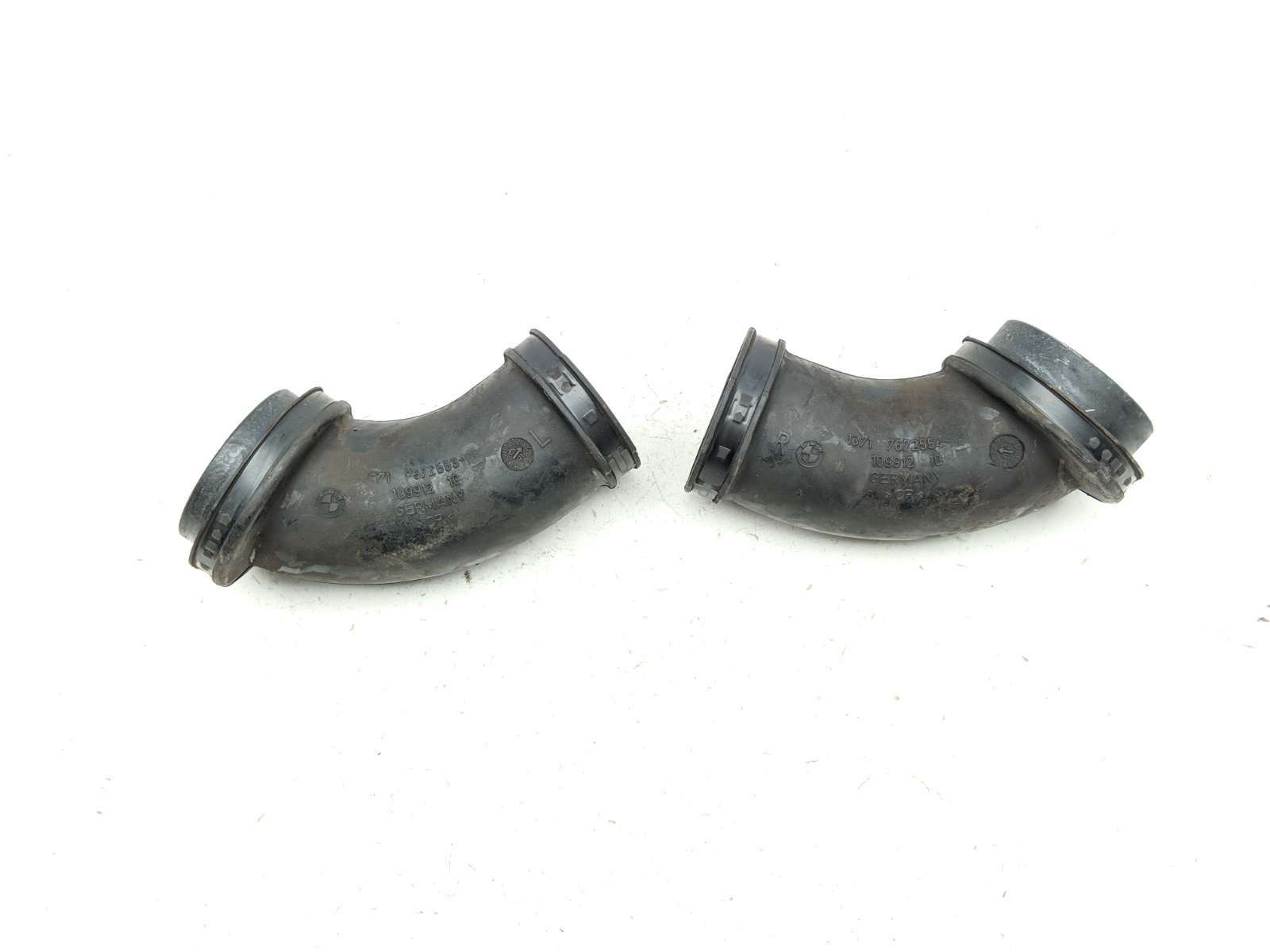 06 BMW R1200GS Left & Right Air Intake Tube Duct 13717672553