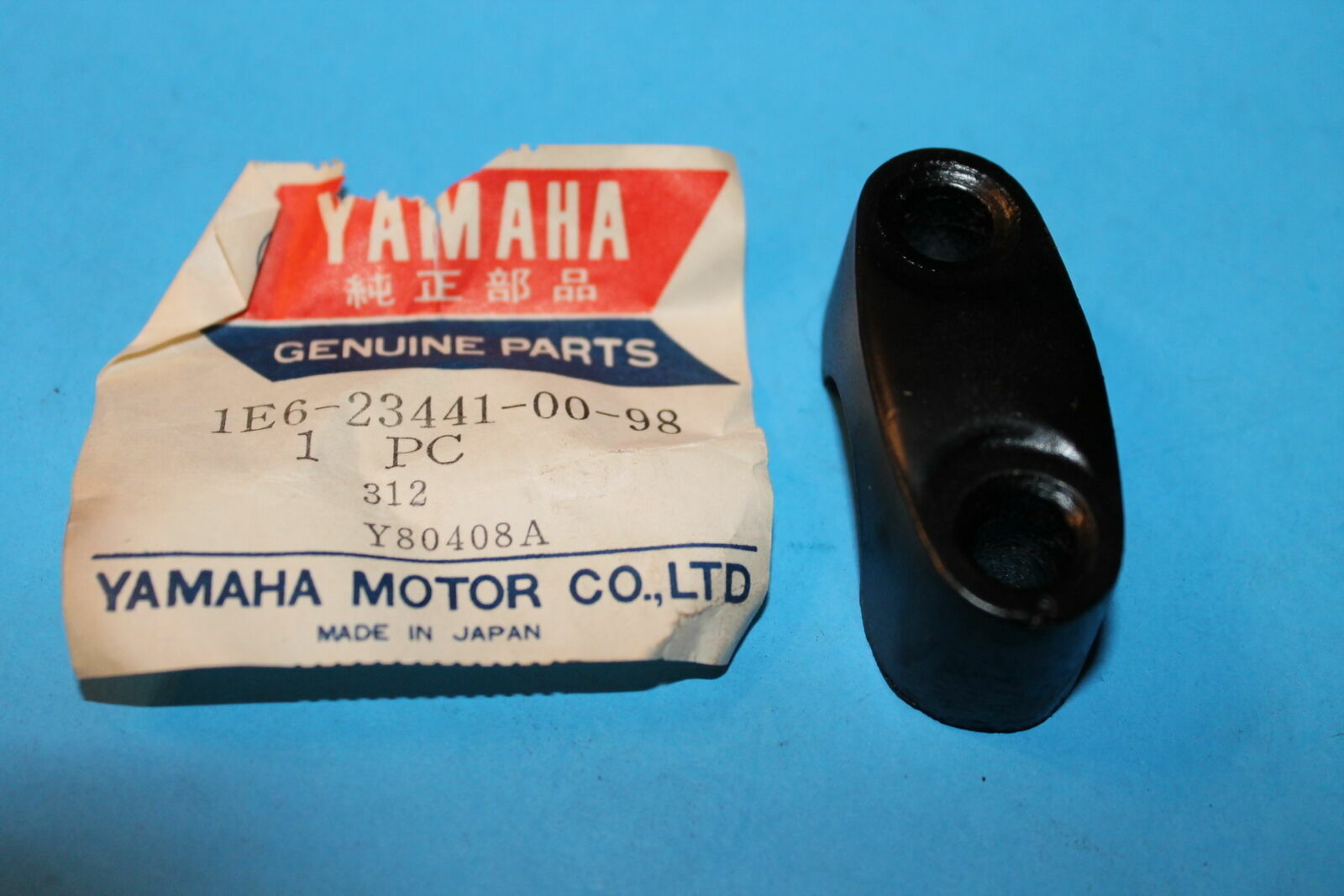 1993 YAMAHA TIMBERWOLF HANDLEBAR HOLDER 1E6-23441-00-00 t172