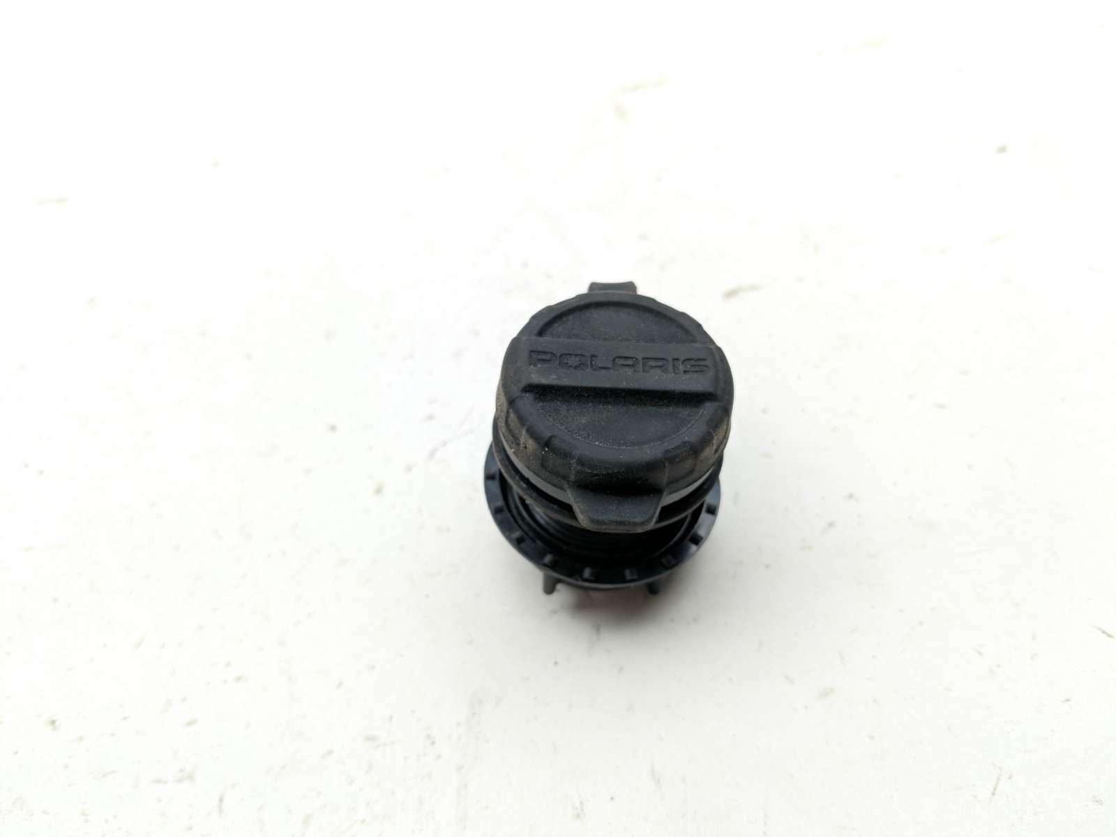 21 Polaris Slingshot Charging Port