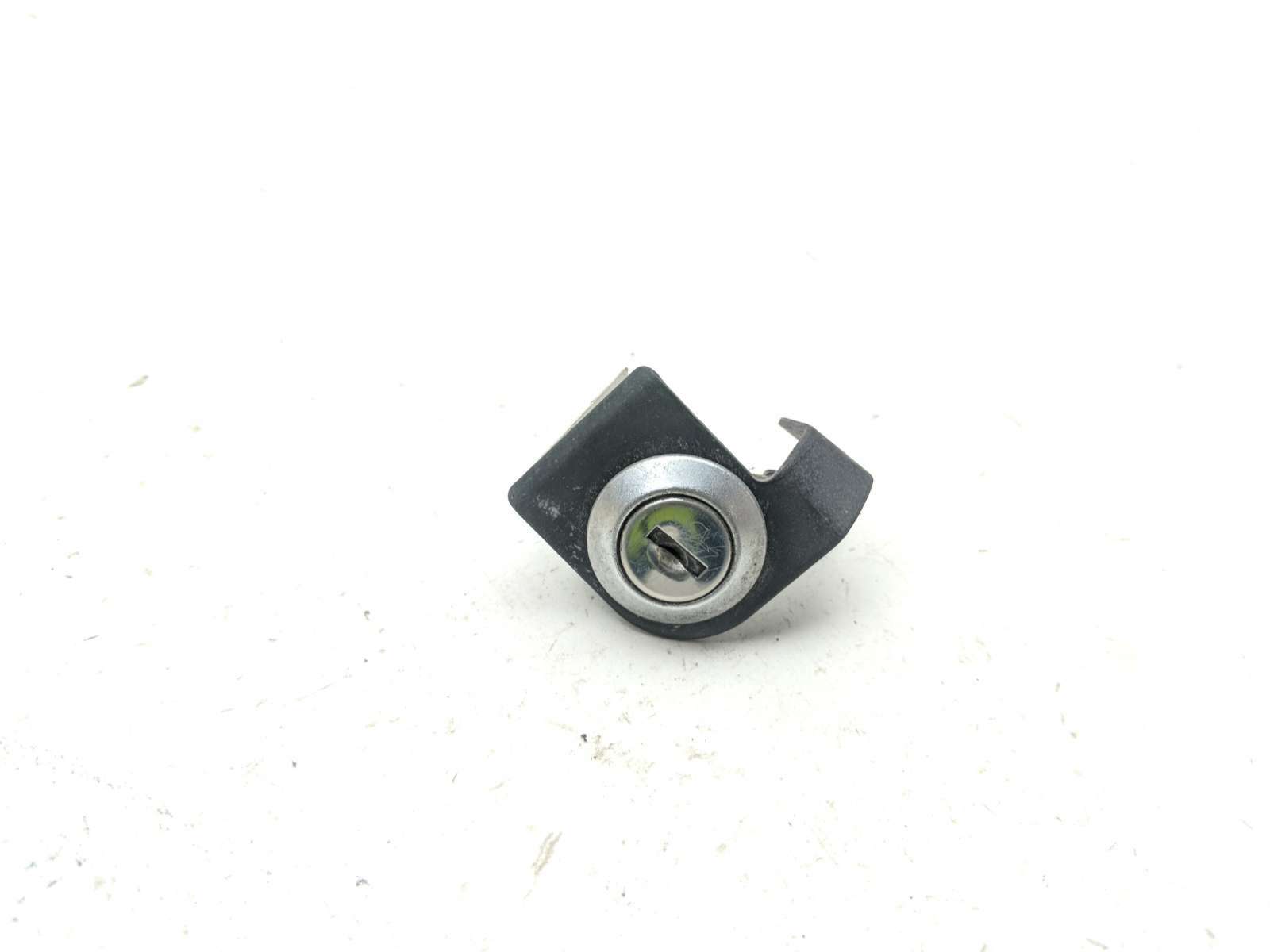 08 Yamaha YZFR6 R6 Lock NO KEY