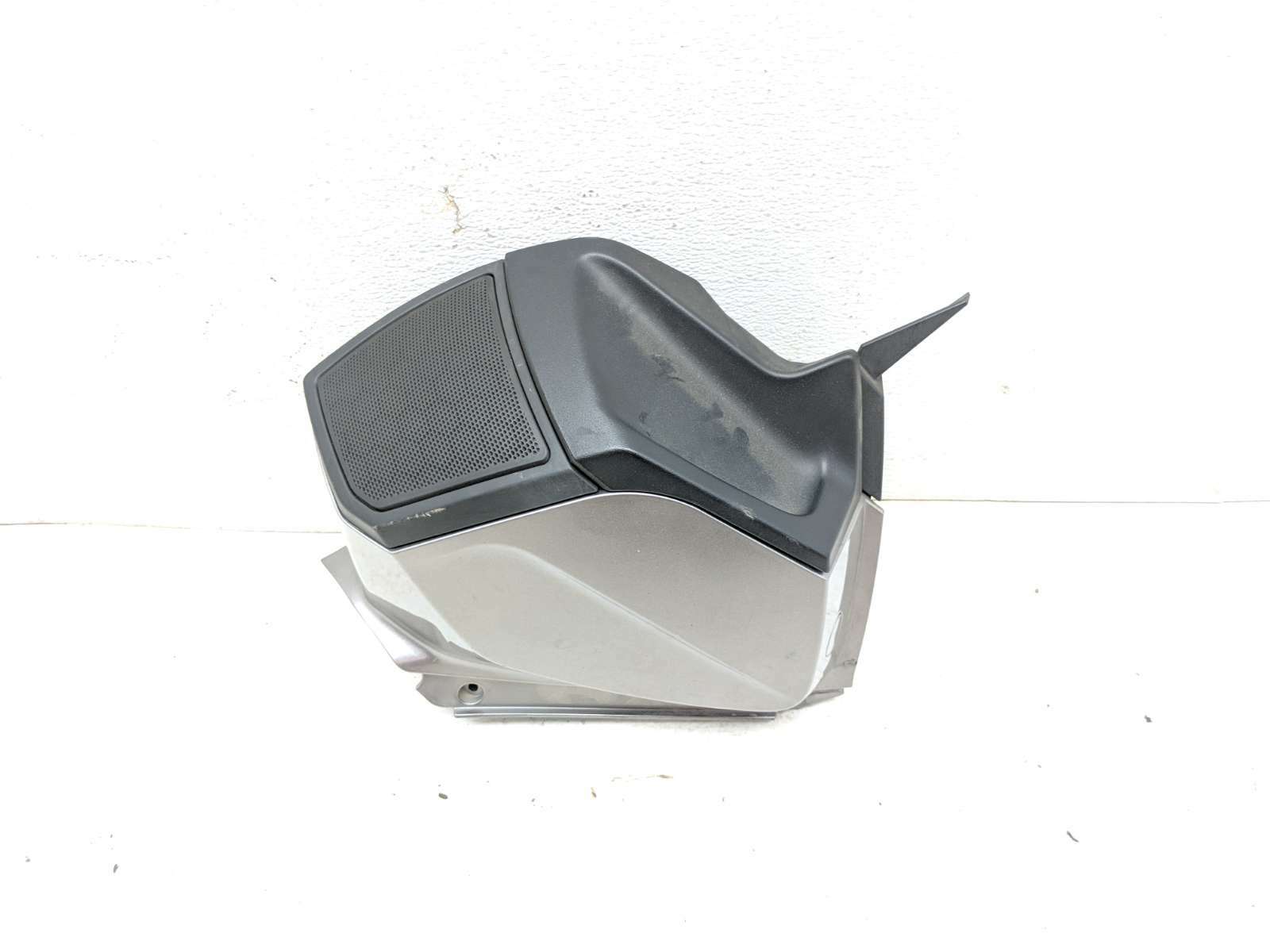 12 Can Am Spyder RT-S SE5 Rear Left Speaker Cover