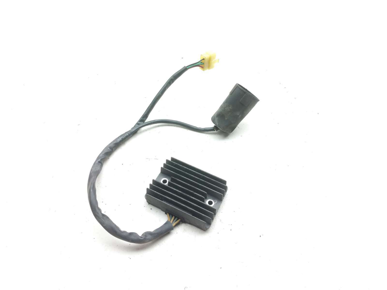 03 Honda VTX 1800 C Voltage Regulator Rectifier