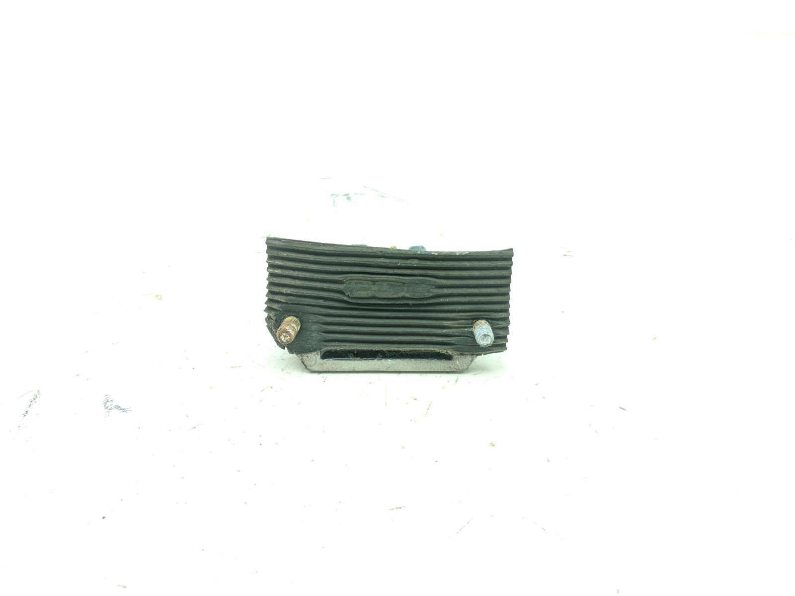 monです！ 16 Textron E-Z-GO Cushman Hauler 4x4 Engine Motor Mount