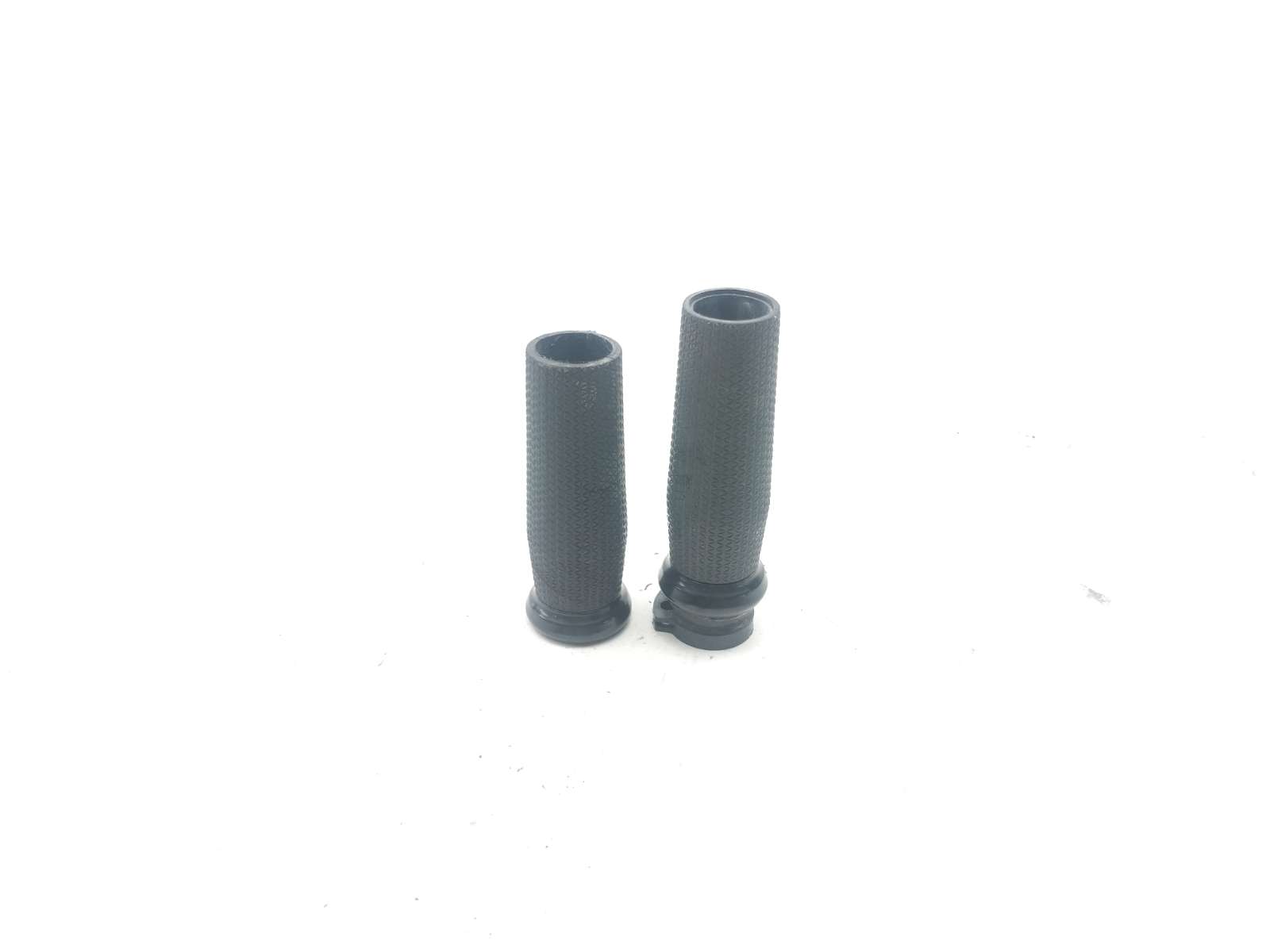 14 Yamaha XVS950 VStar 950 Throttle Tube And Grips
