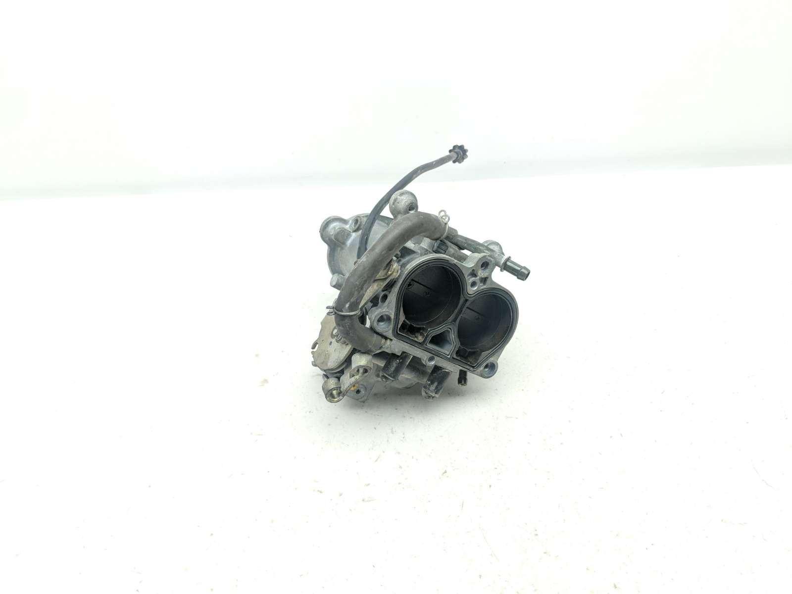04 Suzuki Marauder VZ1600 Throttle Body Bodies