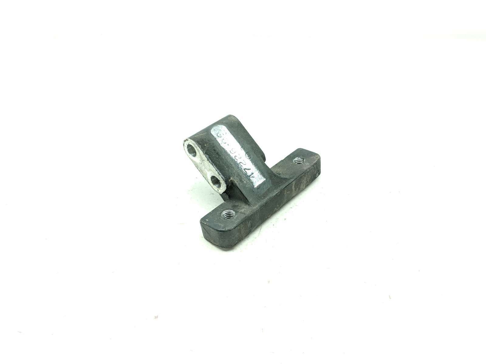 03 Harley Davidson FXDLI Dyna Low Rider Engine Motor Mount Bracket 47226-99