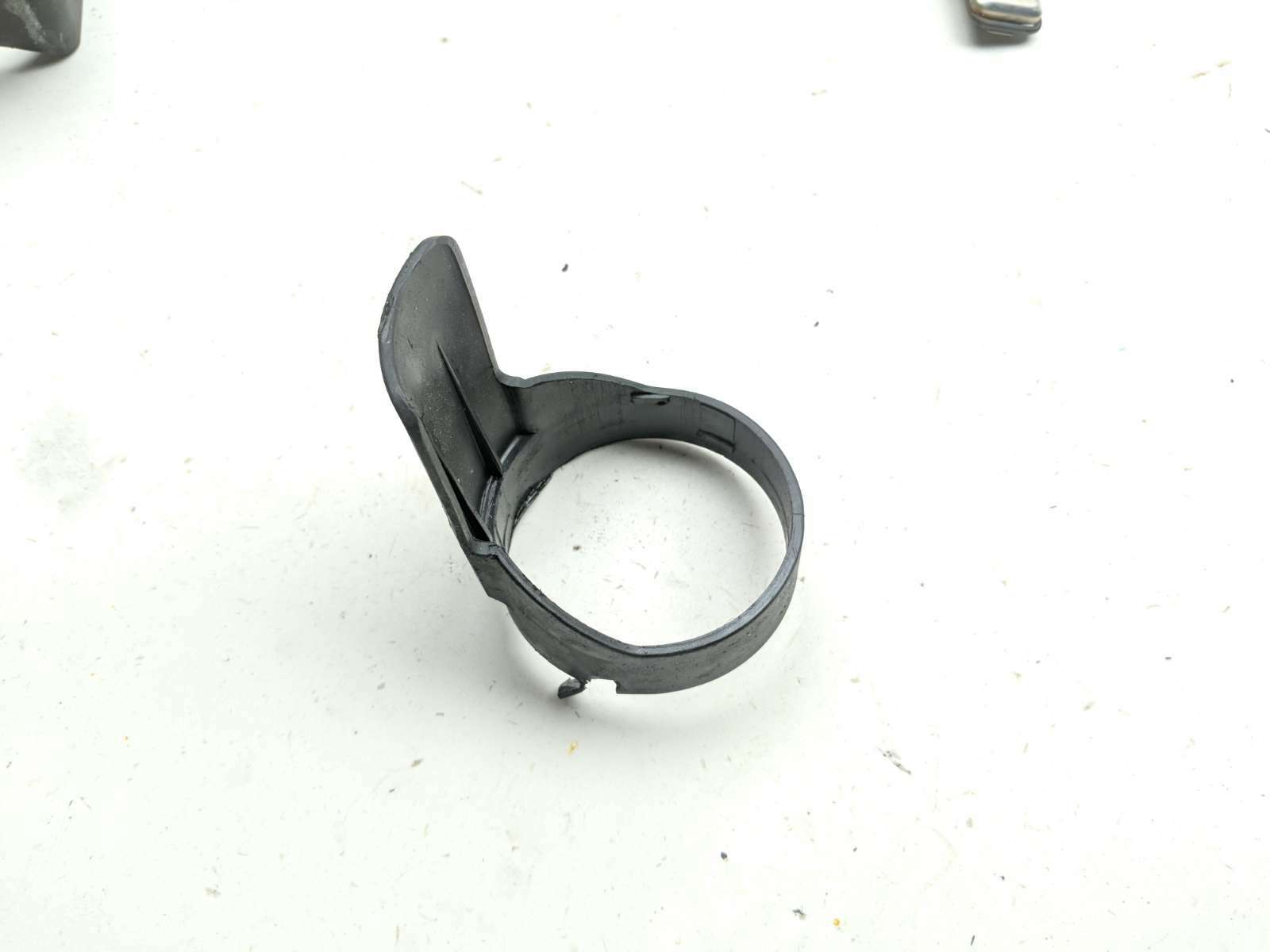 07 Yamaha FJR 1300 Front Fork Guard Cover B