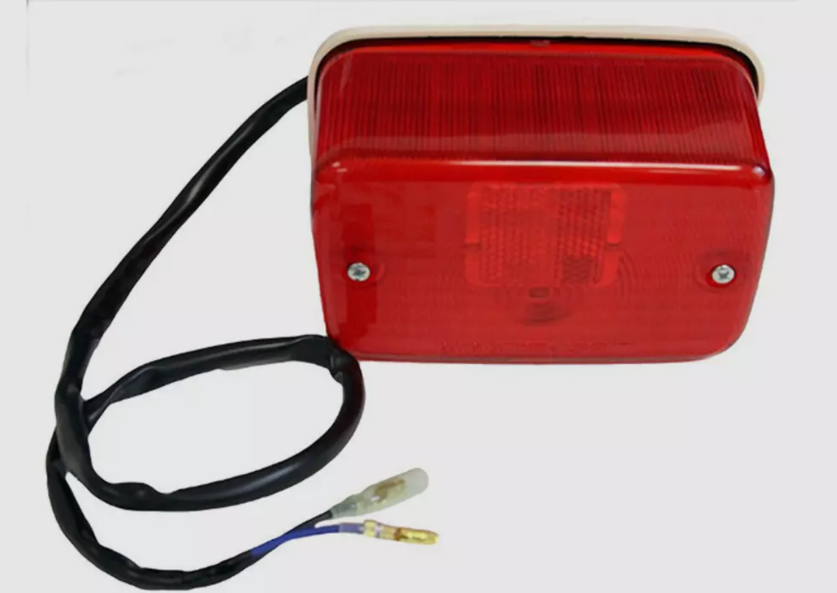 1999-01 YAMAHA BIG BEAR TRACKER KODIAK GRIZZLY YFM OEM TAILLIGHT 4XE-84710-00-00