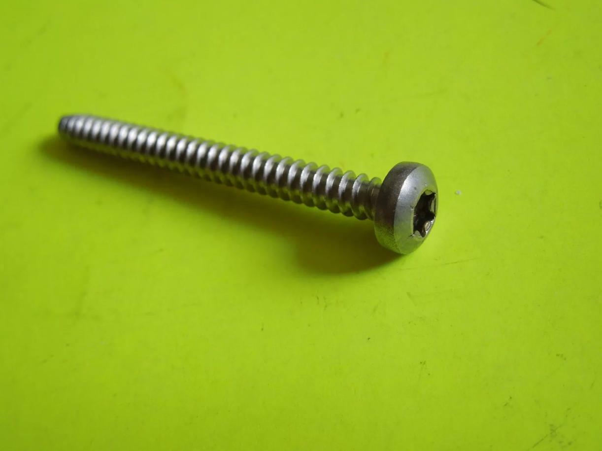 QTY 15 | NOS Harley-Davidson #10 X 2
