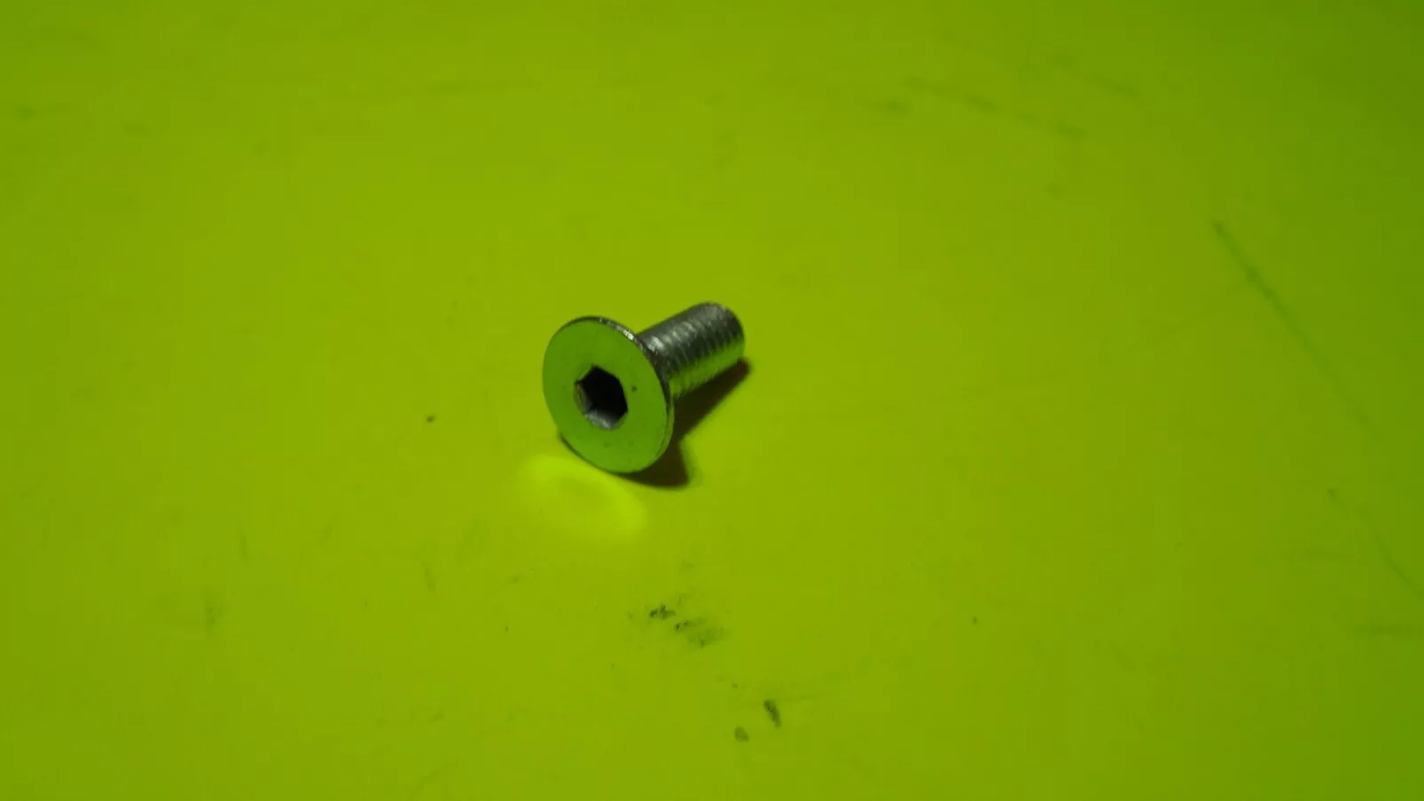 NOS OEM Harley Davidson Reservoir Cover Screw P/N 42534-82 QTY 2