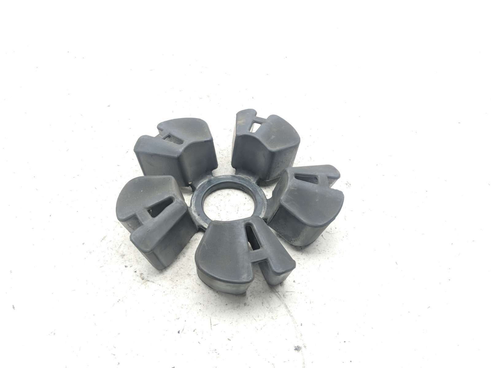 11 Harley FLTRU Road Glide Ultra Rear Wheel Cush Drive Sprocket Hub Rubbers
